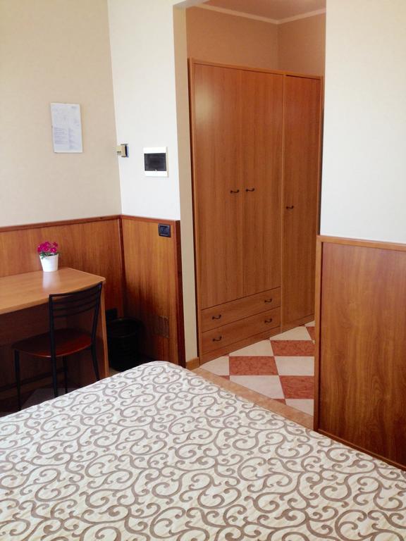 Hotel Daina دالْميني الغرفة الصورة